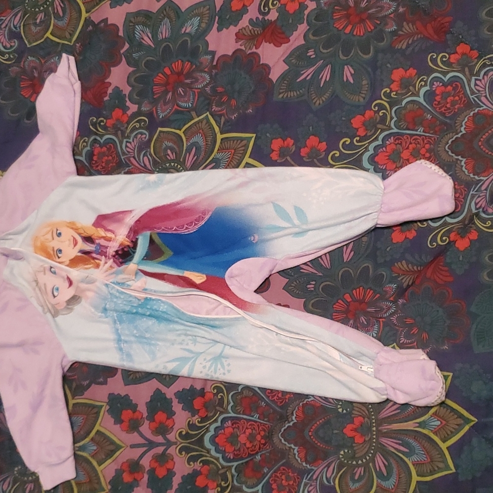 Baby Girls sleeper "frozen" size 12m